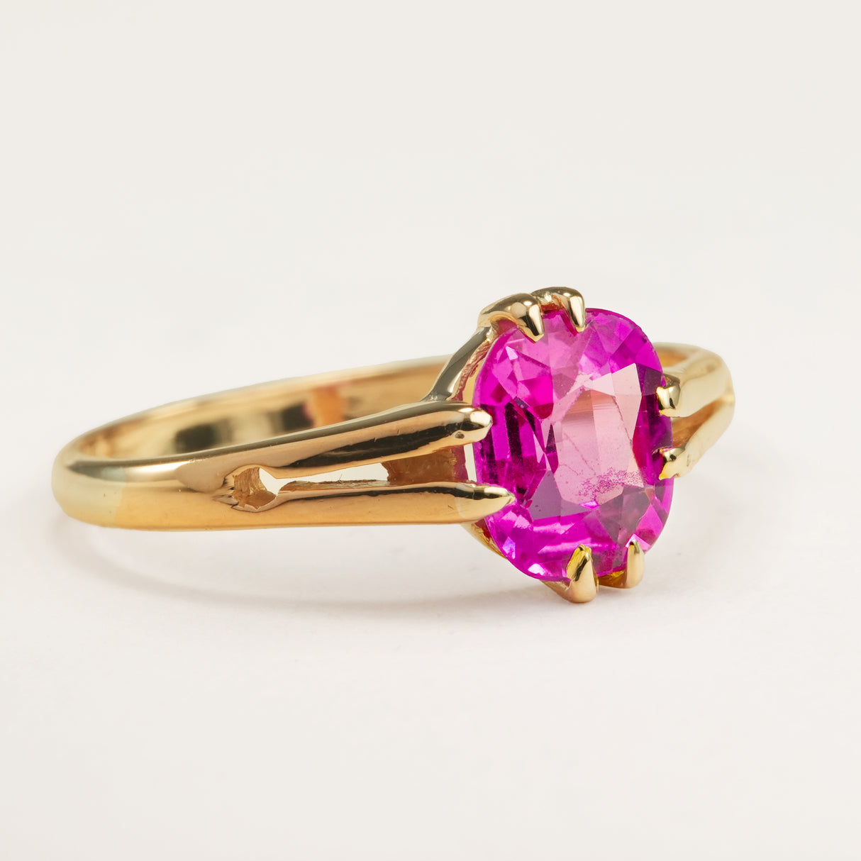 Antique, Victorian cushion-cut pink sapphire single-stone ring