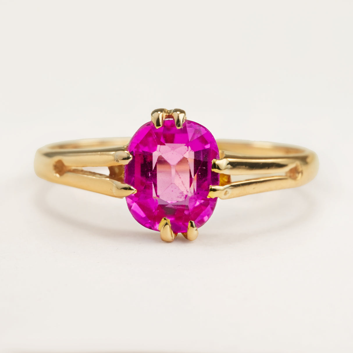 Antique, Victorian cushion-cut pink sapphire single-stone ring