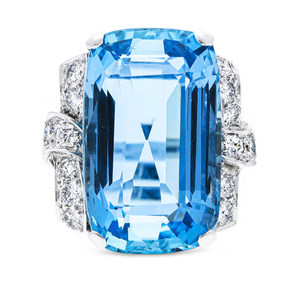 Art Deco, 1920s, Exceptional 9.5ct Aquamarine and Diamond Ring, Platinum