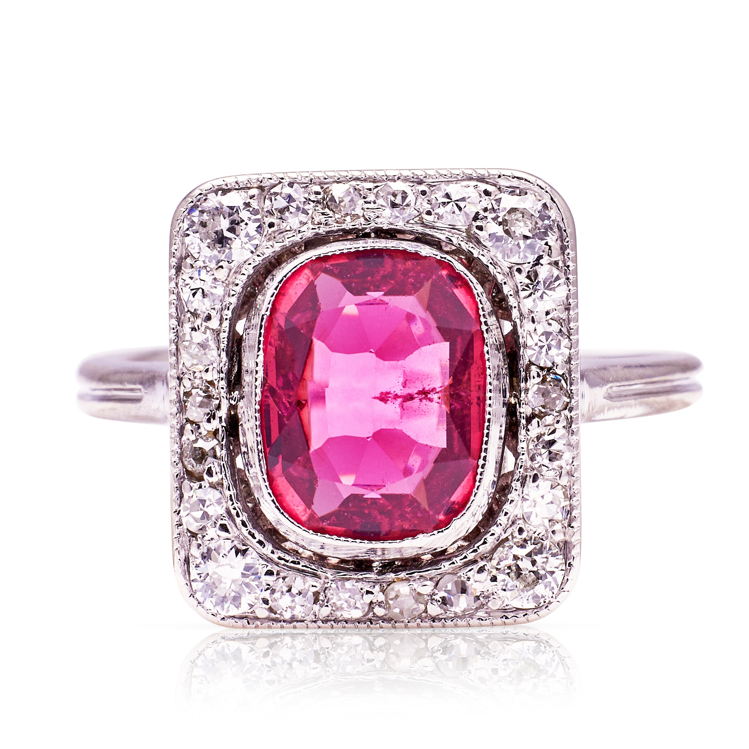 Antique, Art Deco red spinel and diamond cluster ring
