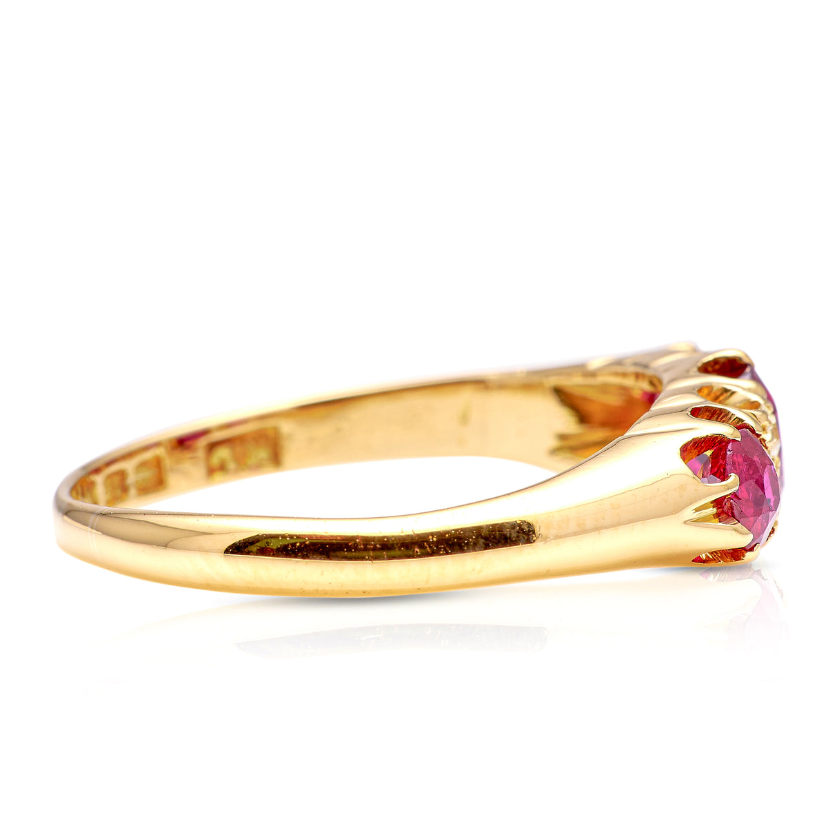 Antique, Edwardian three-stone ruby and diamond ring, 18ct yellow gold