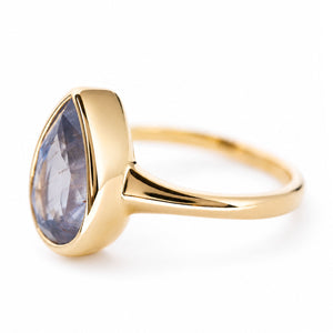 Antique-inspired, blue-grey colour change sapphire solitaire ring