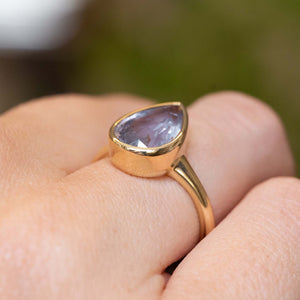 Antique-inspired, blue-grey colour change sapphire solitaire ring