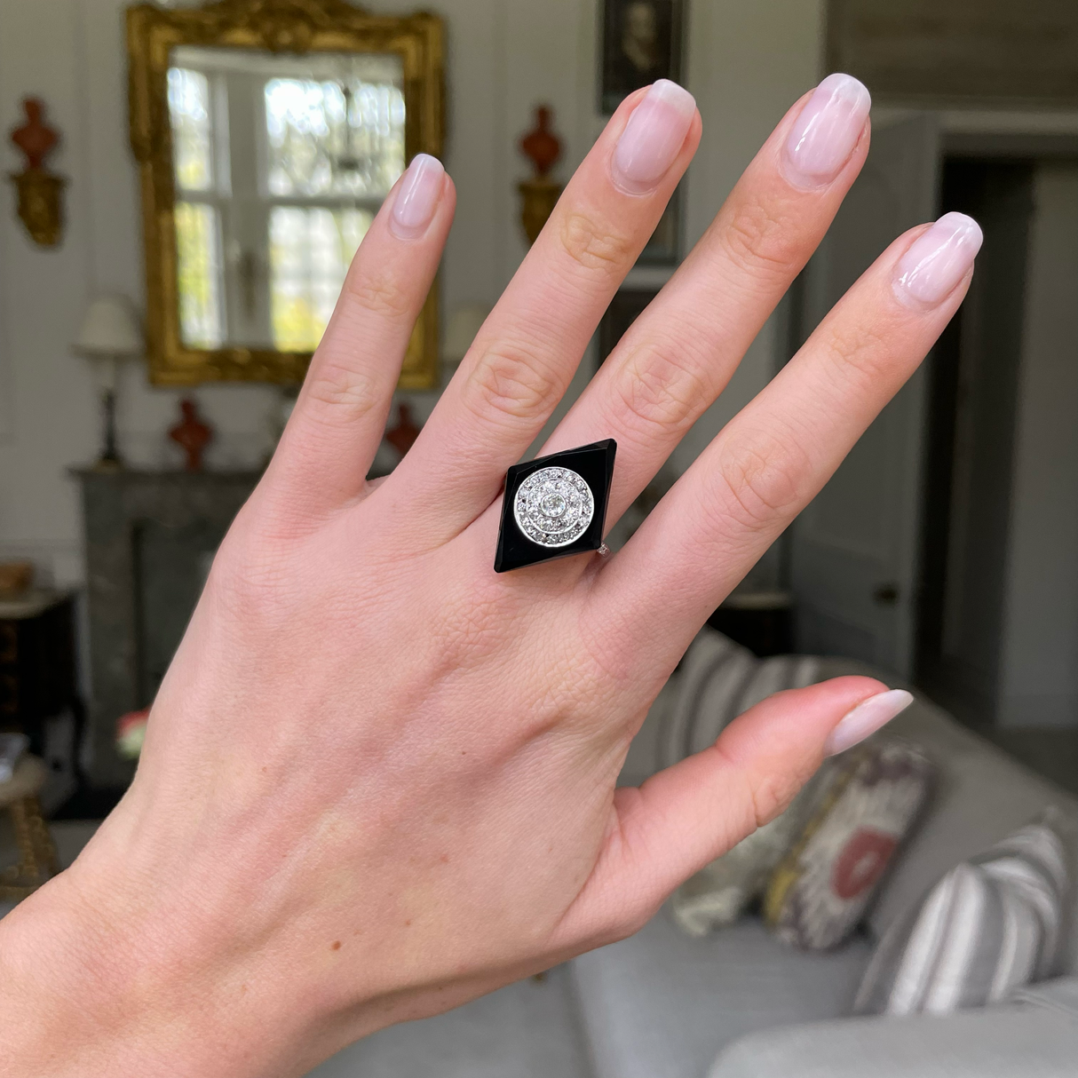Onyx 2025 cocktail ring