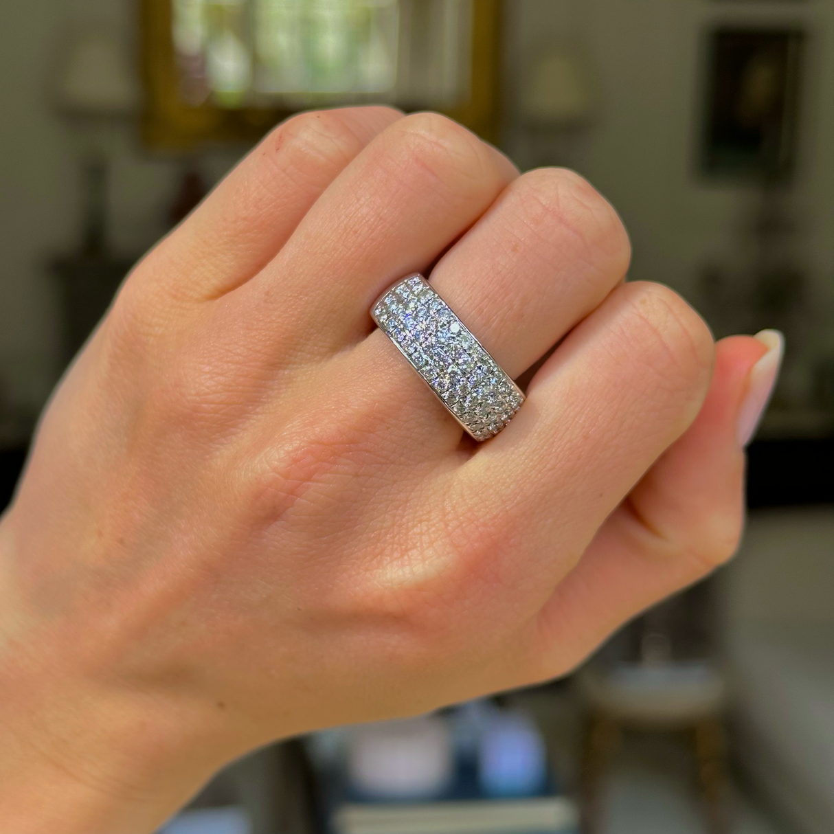 Vintage, 1900s diamond band, 18ct white gold