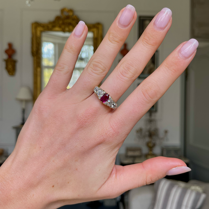 Victorian, Oval-Cut Burmese Ruby and Diamond Five Stone Engagement Ring, 18ct Yellow Gold