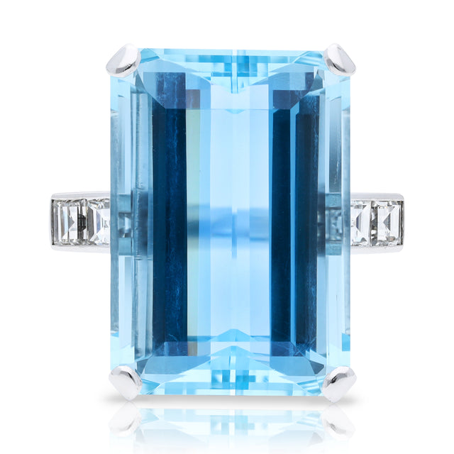 vintage aquamarine and diamond cocktail ring, front view.