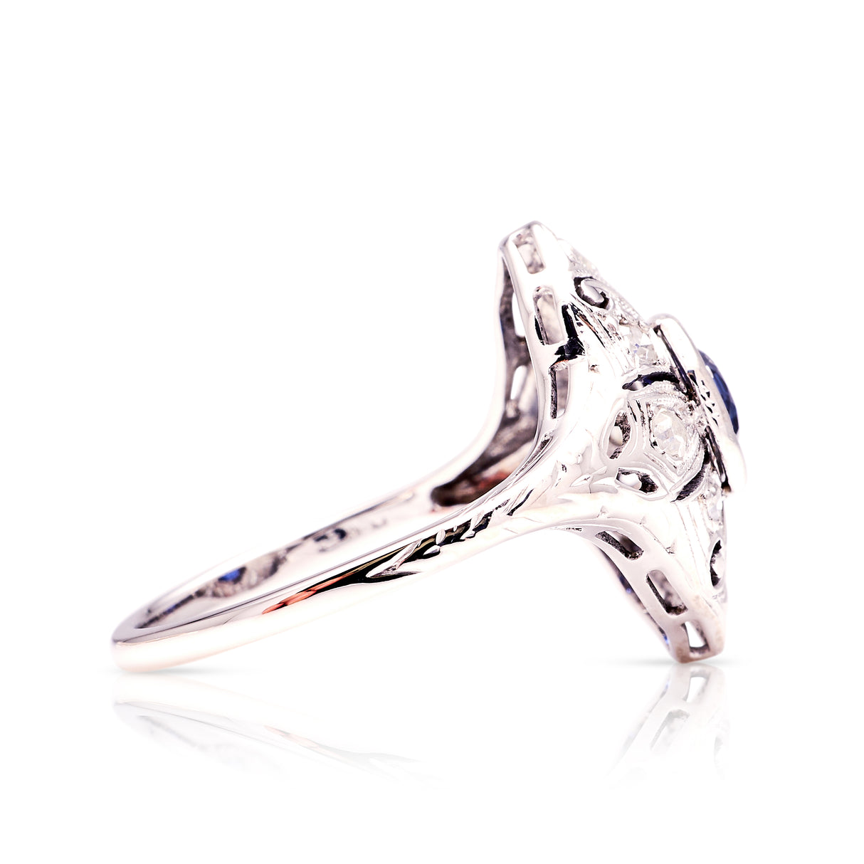  Vintage, 1930s sapphire and diamond ring side view