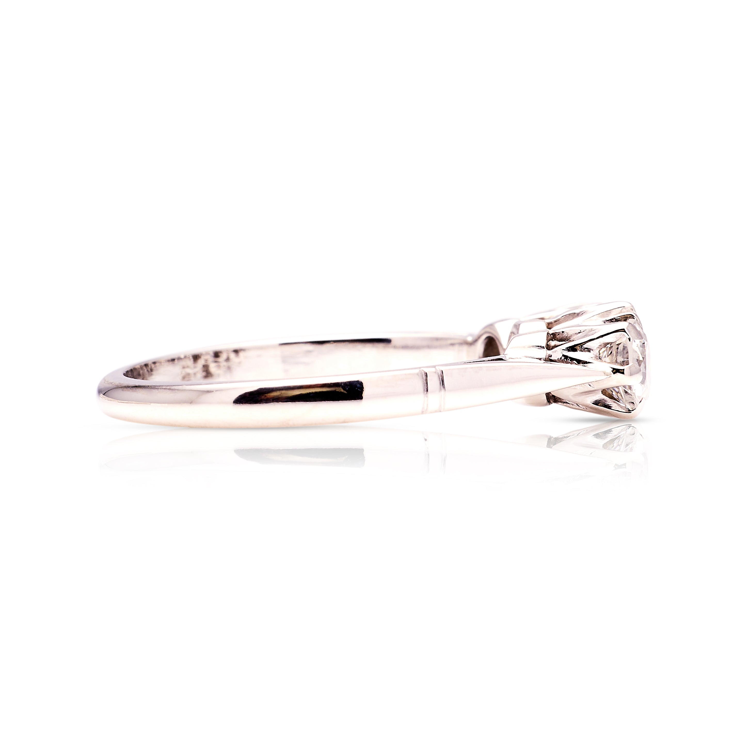 Vintage, 1980s three-stone diamond ring side view