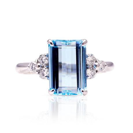 Vintage, Aquamarine and Diamond Ring, 18ct White Gold front view