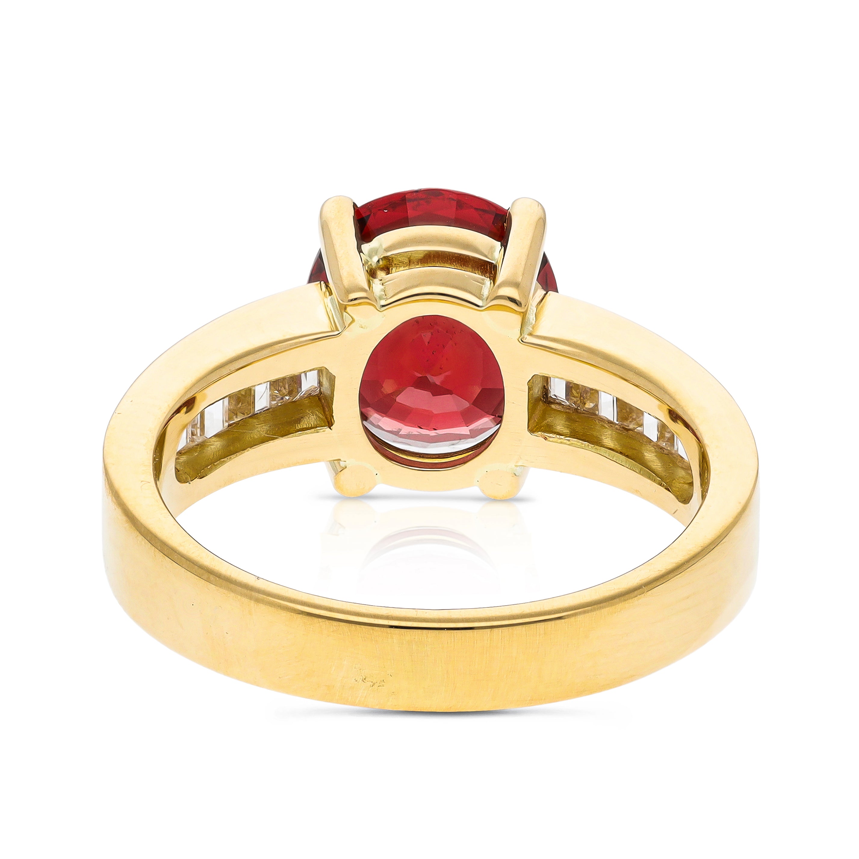 Vintage spinel and diamond ring, rear view. 