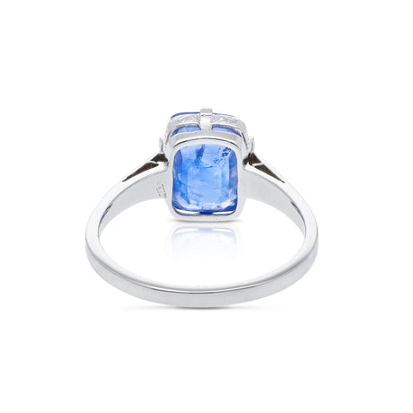 Vintage solitaire sapphire engagement ring, rear view. 