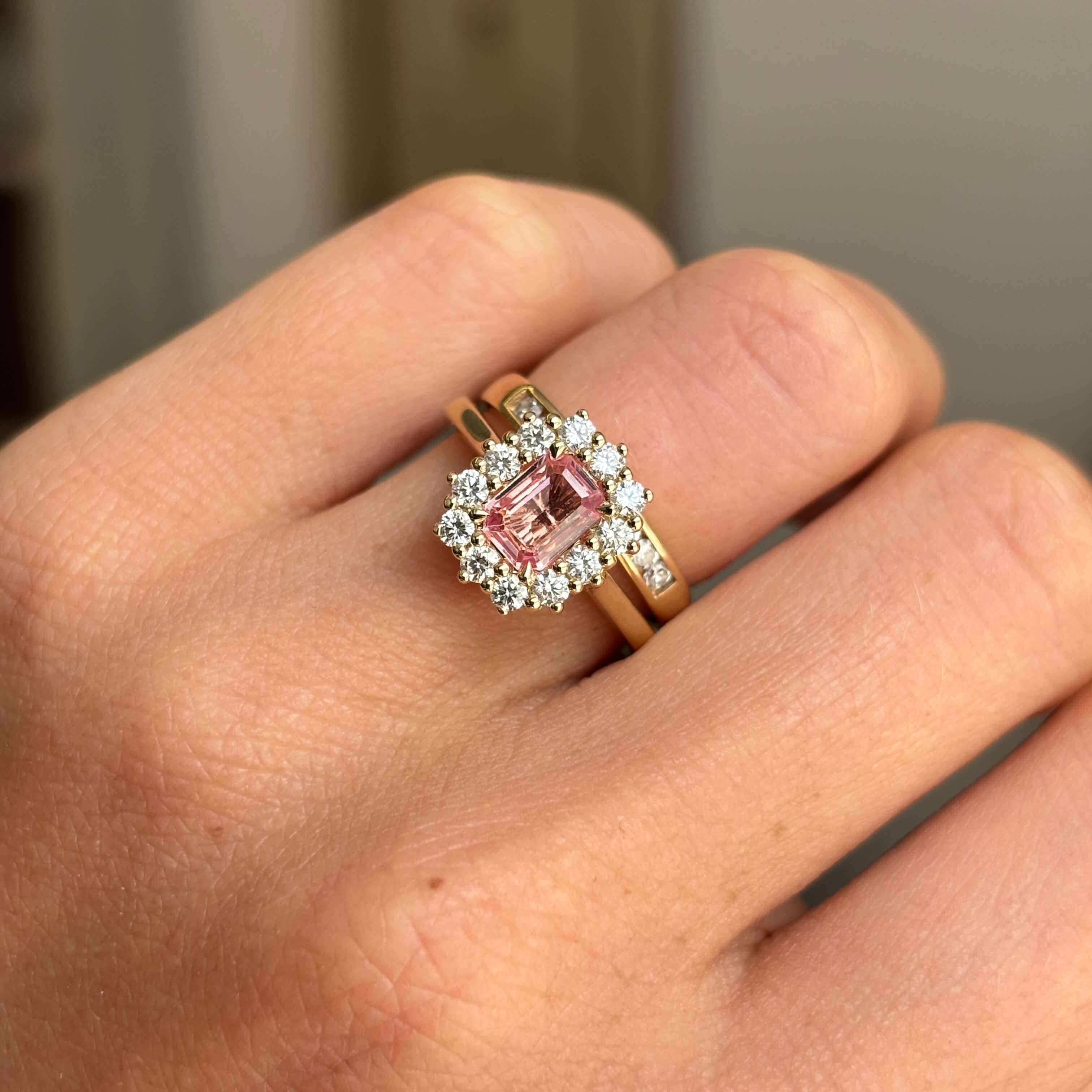 Vintage & antique pink sapphire rings: ideal for engagement rings