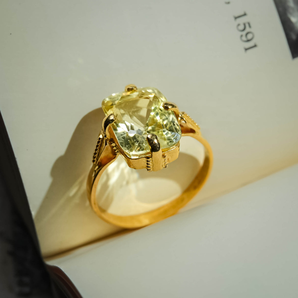 antique Victorian yellow sapphire solitaire ring in yellow gold