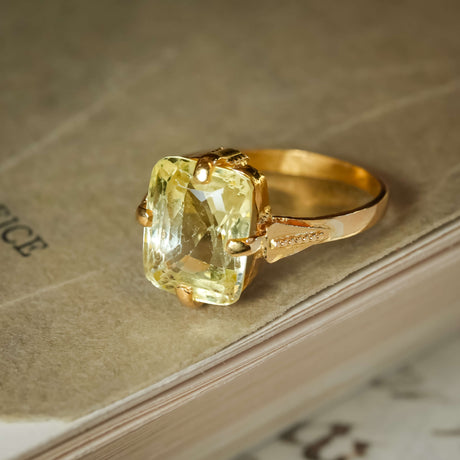 antique yellow sapphire solitaire ring with claw setting