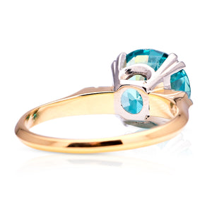 Vintage, 1940s single-stone zircon ring