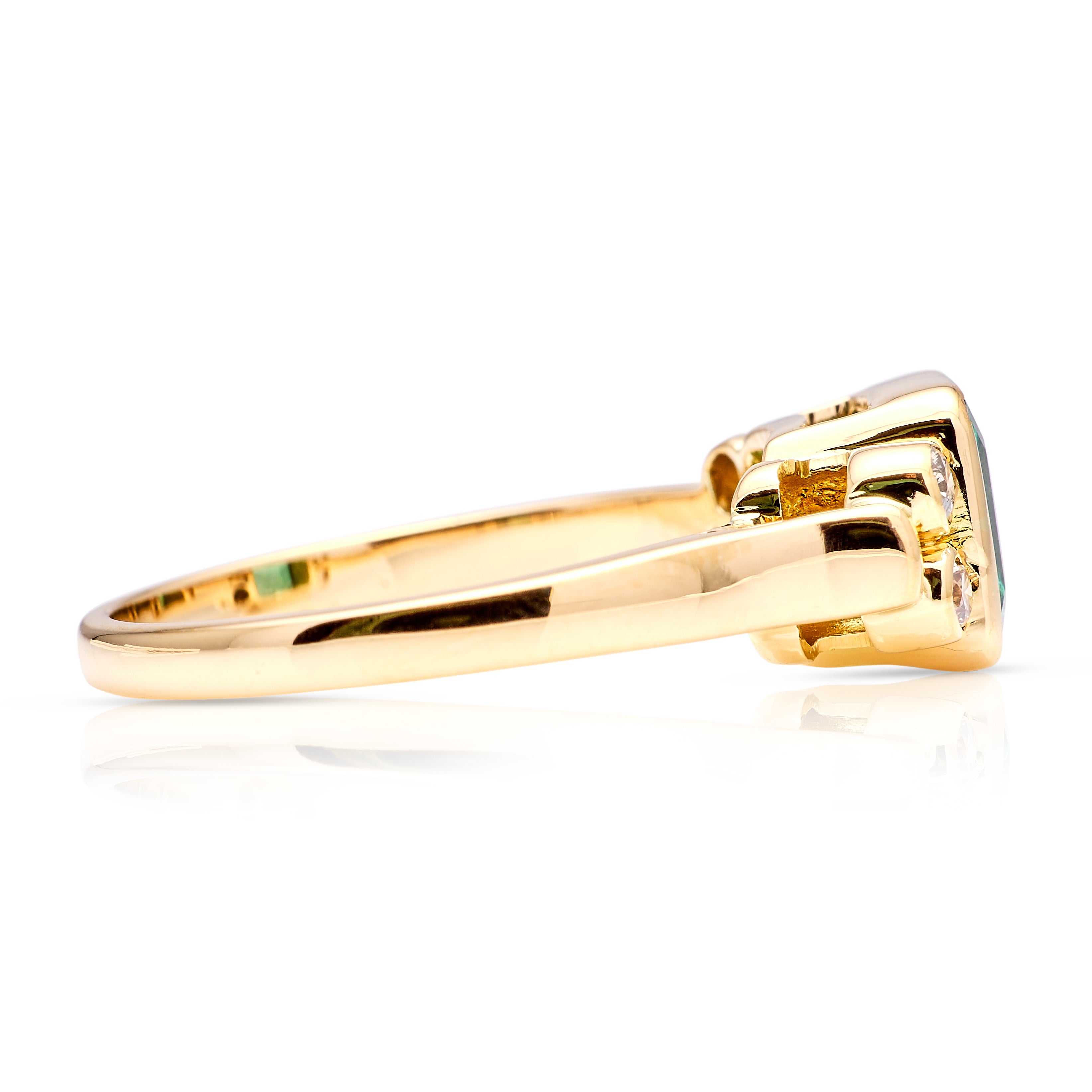 Vintage, emerald and diamond ring