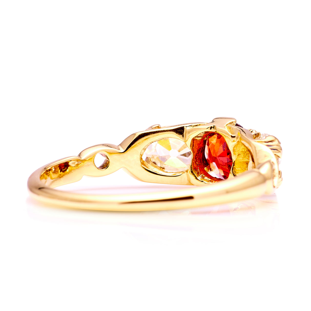 Antique, Victorian garnet & diamond three-stone ring