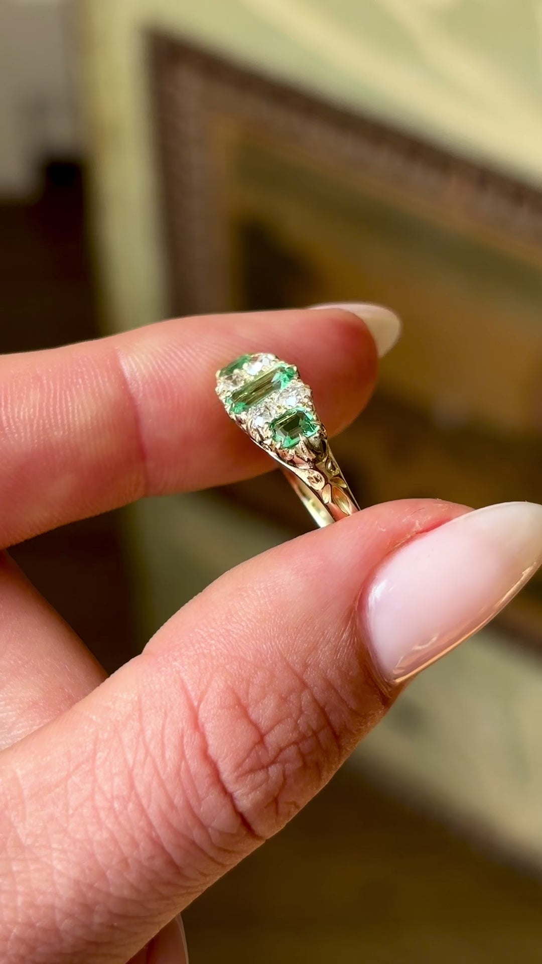 Antique, Edwardian emerald & diamond ring