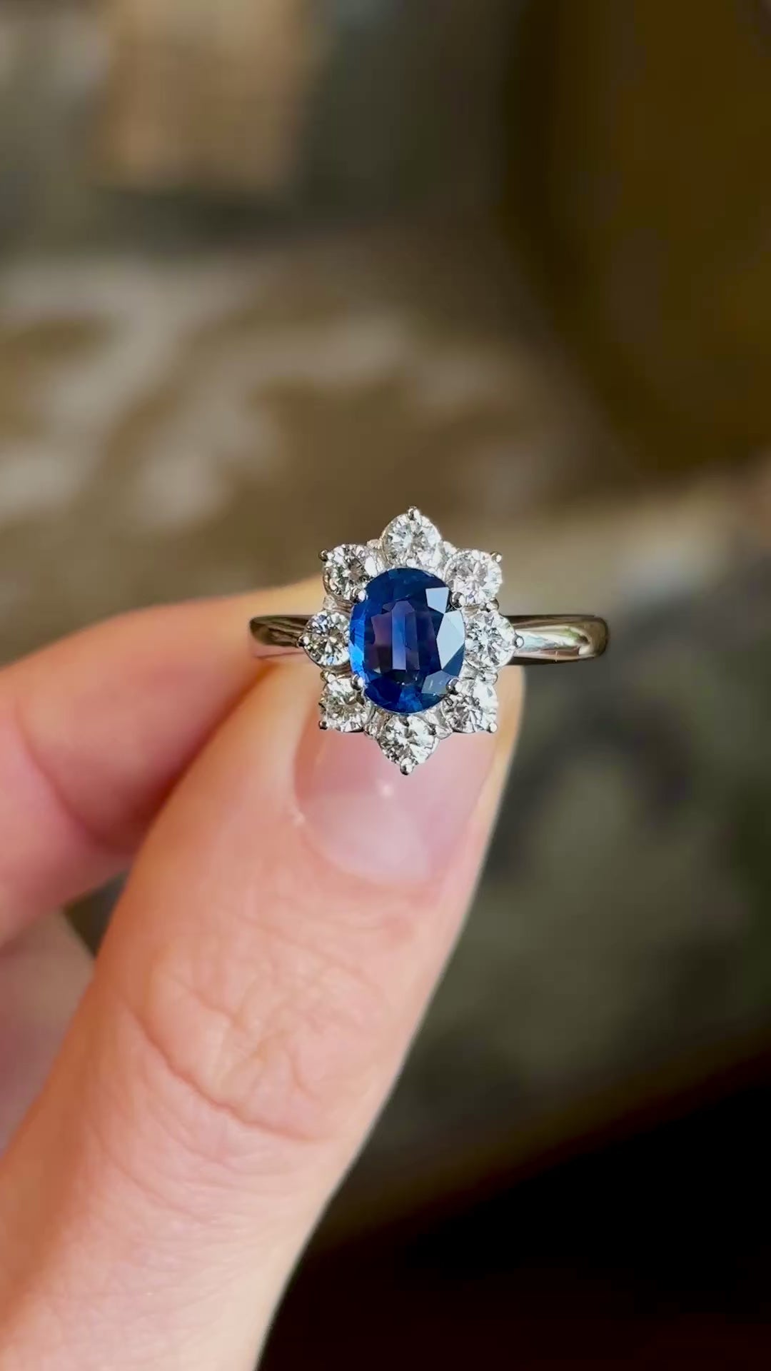 Vintage, 1950s sapphire & diamond cluster ring