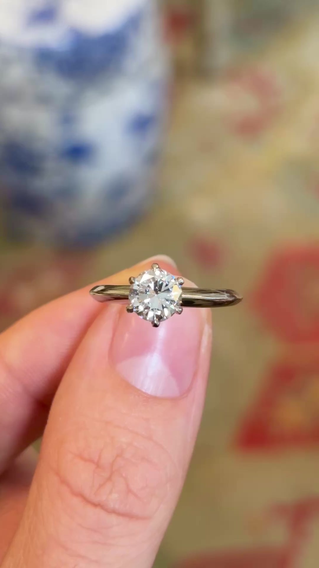 Vintage, 1920s Tiffany & Co. solitaire diamond ring