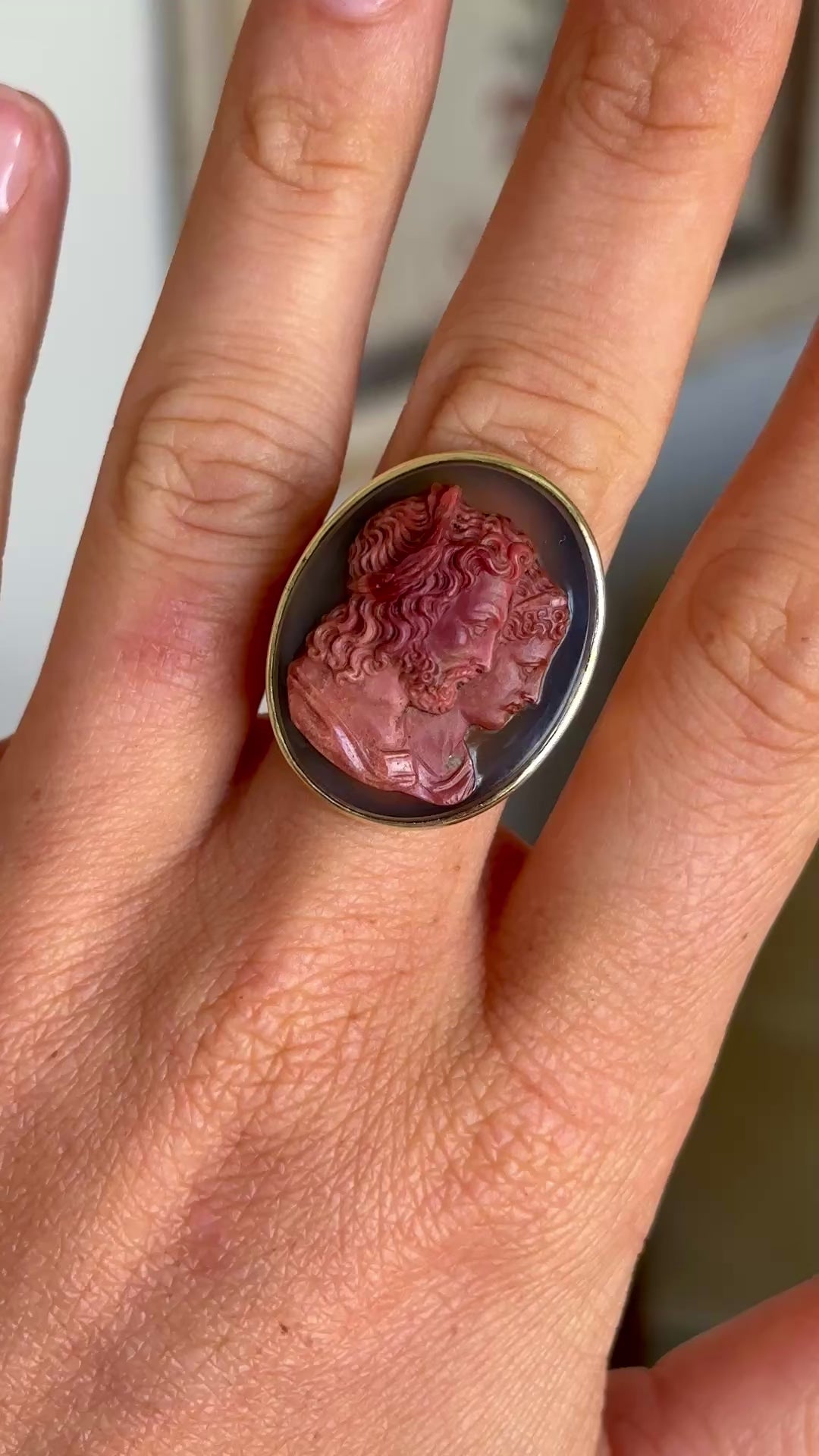 Antique, Victorian Jupiter & Juno agate cameo ring