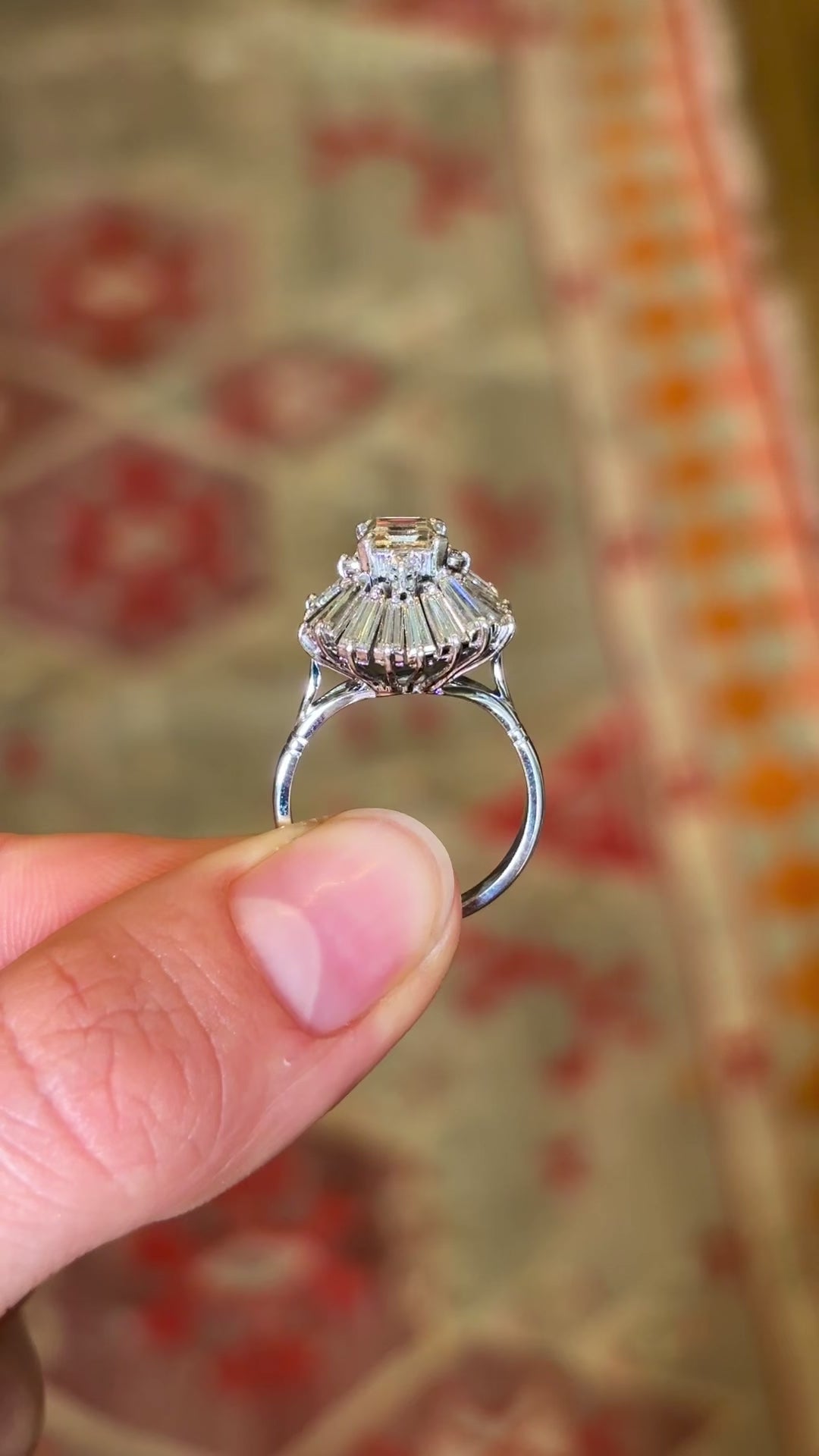 Vintage, 1950s diamond ballerina cluster ring