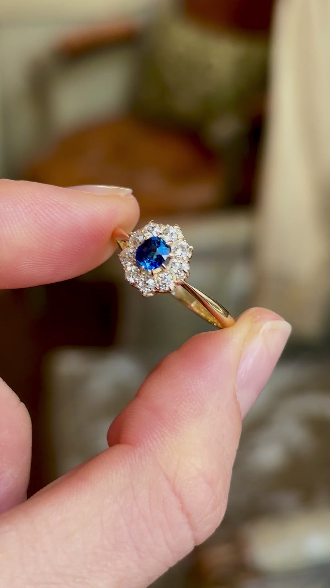 Antique, Edwardian sapphire & diamond cluster ring