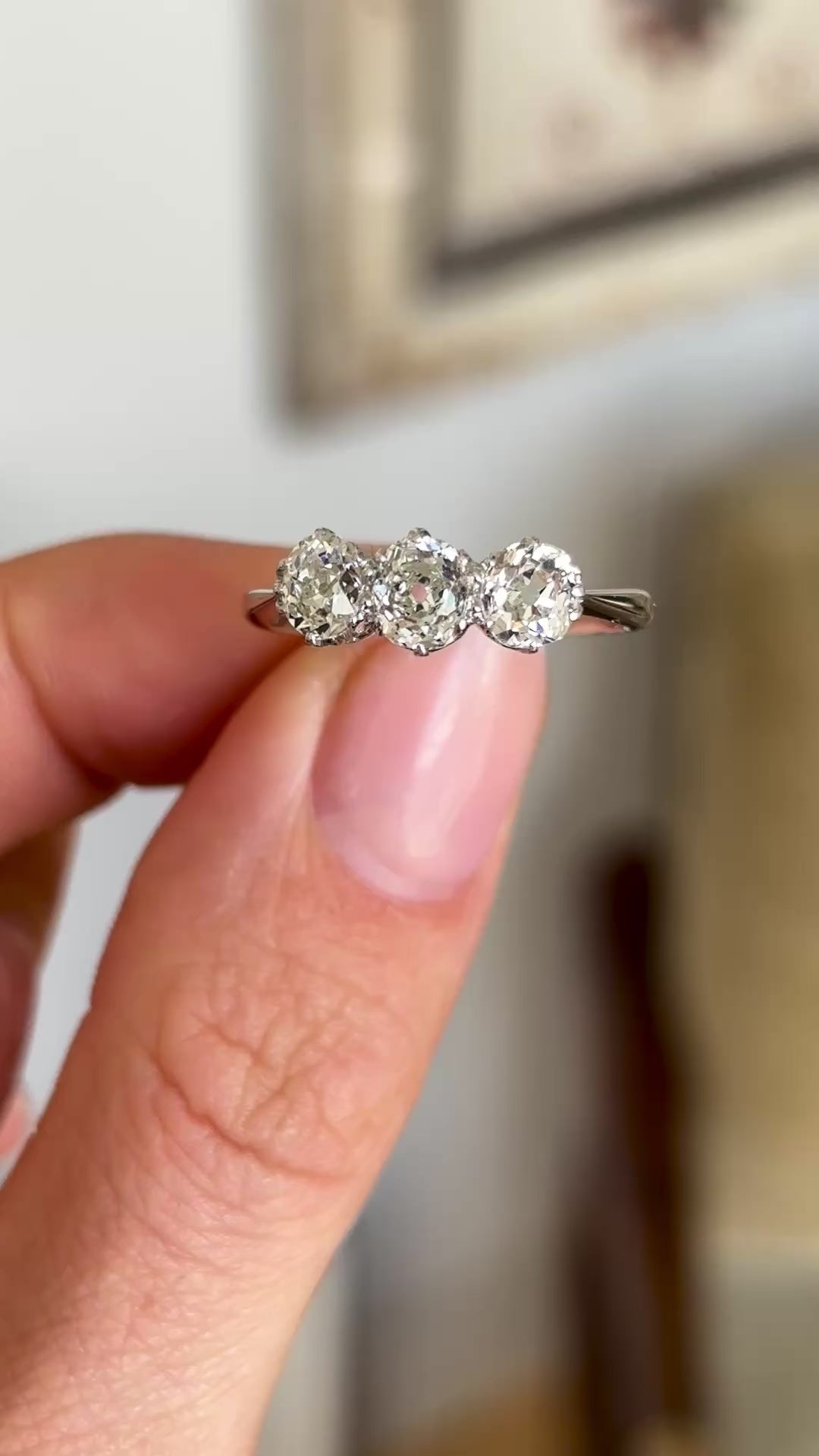 Antique, Edwardian three-stone diamond ring