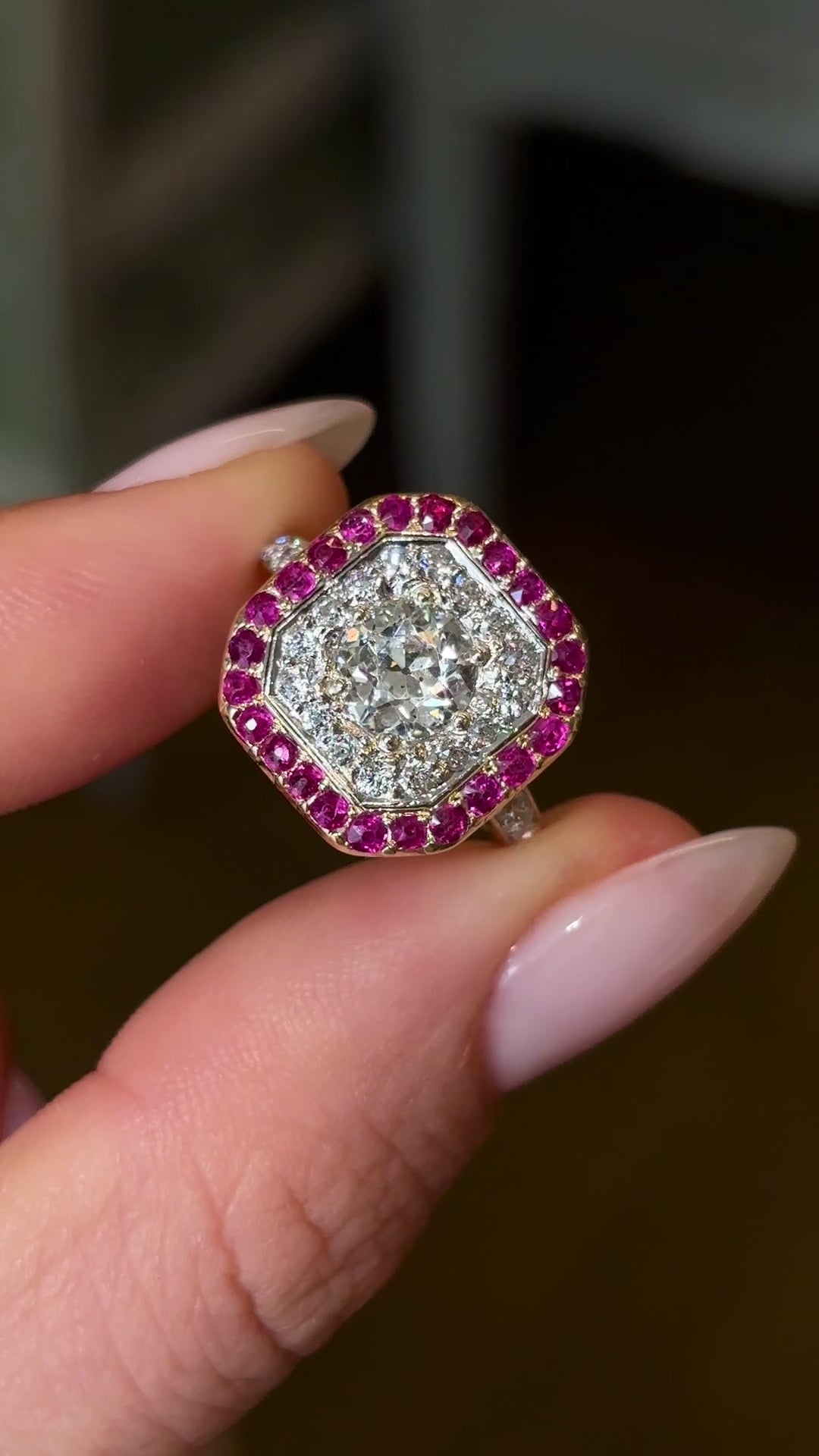 Vintage, Art Deco diamond & ruby cluster ring