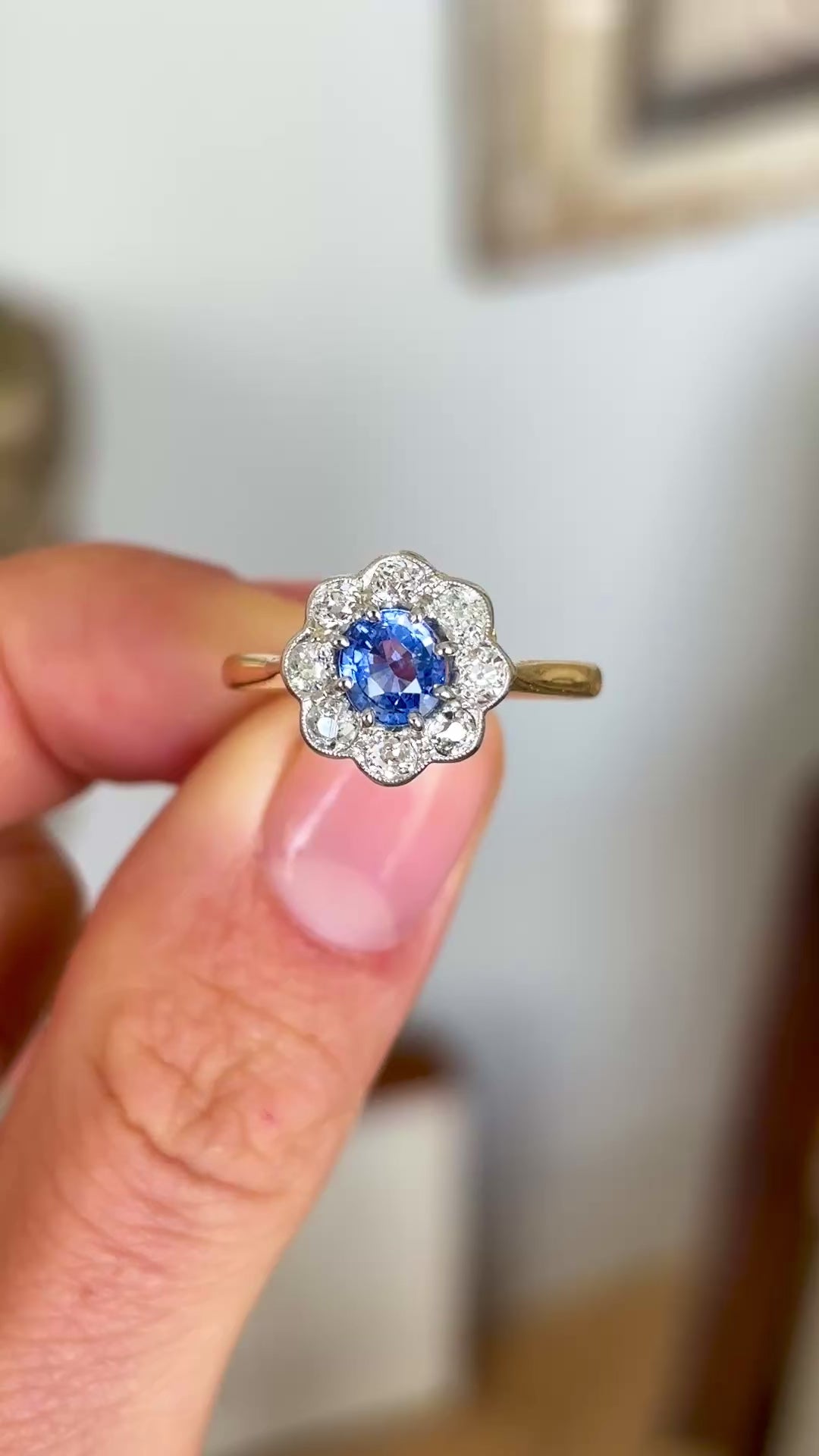 Antique, Edwardian sapphire & diamond daisy cluster ring