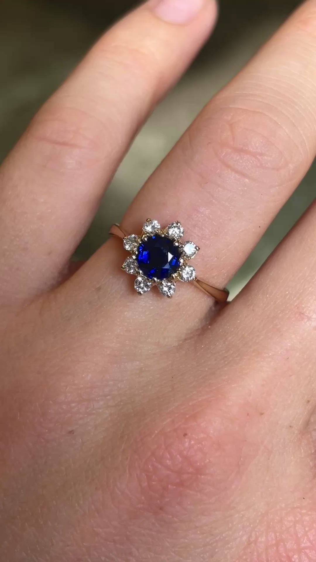 Vintage, 1970s sapphire & diamond cluster ring