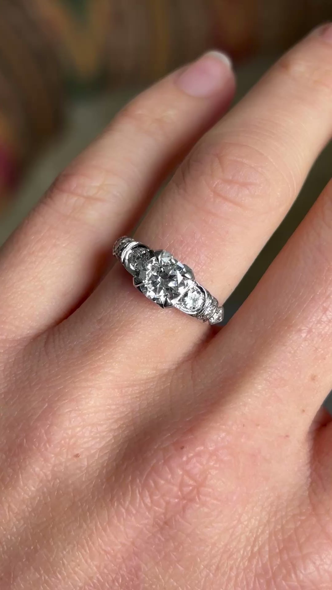 Vintage, Art Deco 0.95ct diamond engagement ring