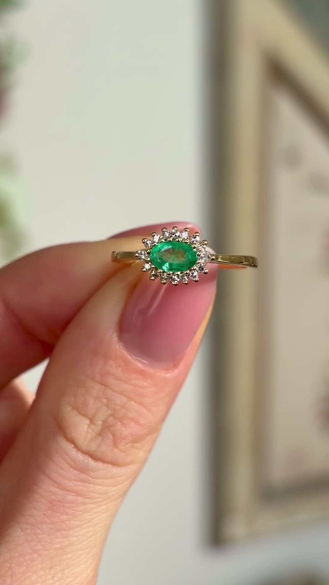 Vintage, 1990s emerald & diamond cluster ring