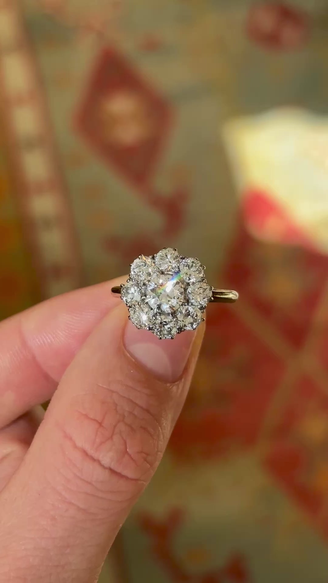 Vintage, 1930s diamond cluster ring