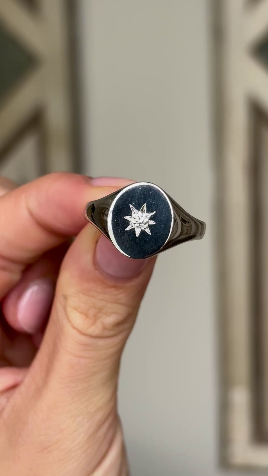 Vintage, 1980s diamond signet ring – Antique Ring Boutique