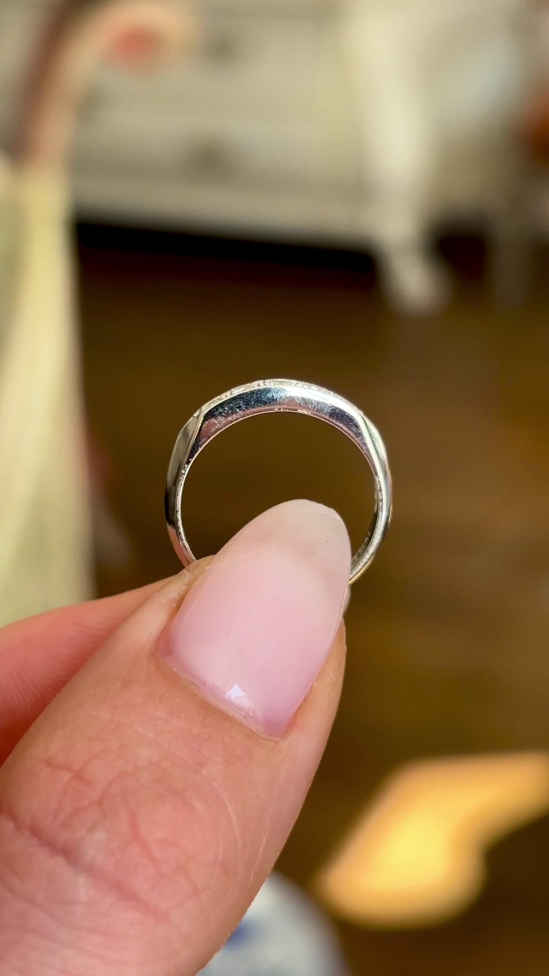 Vintage, 1940s diamond five-stone ring