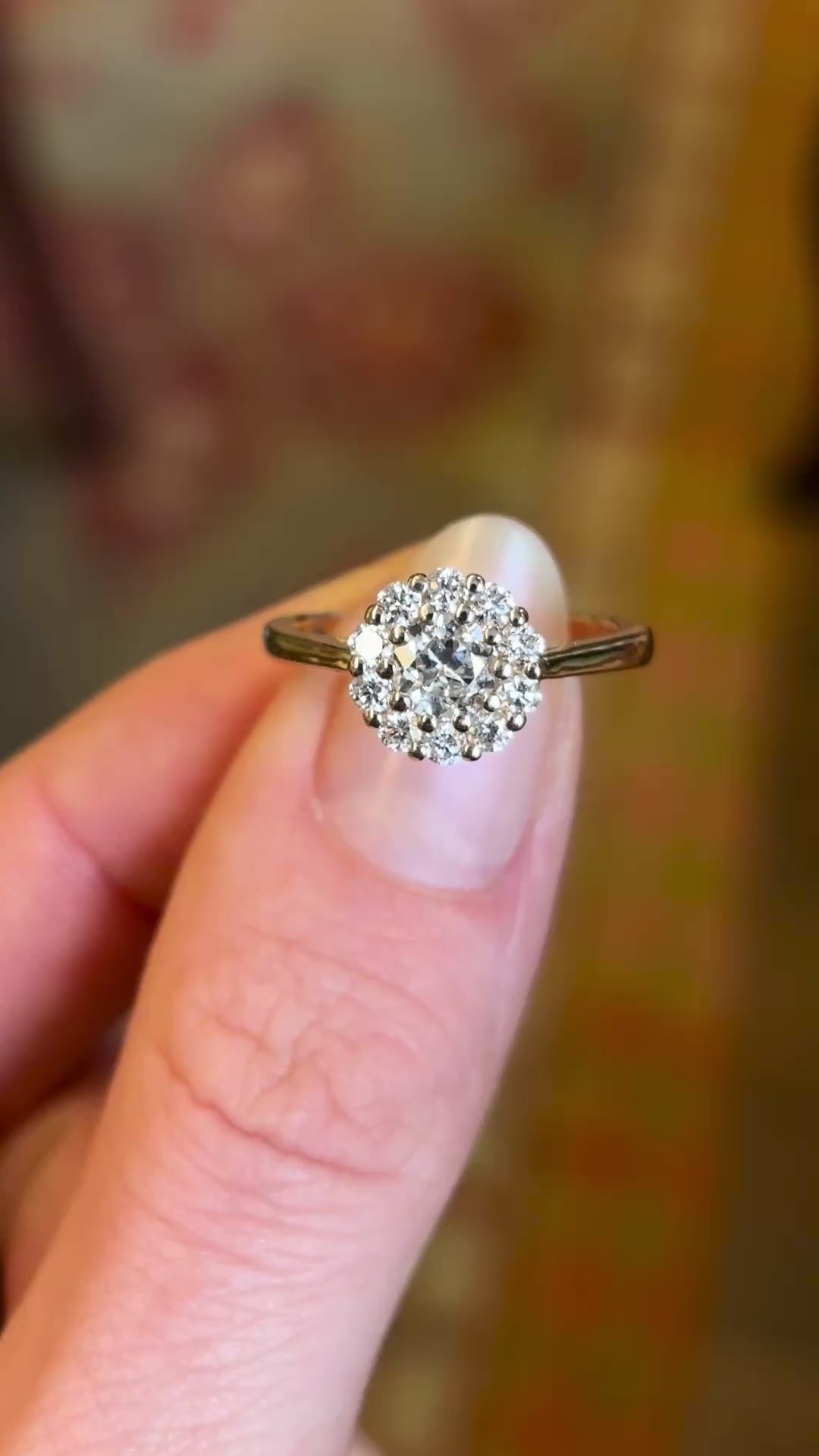 Diamond cluster ring