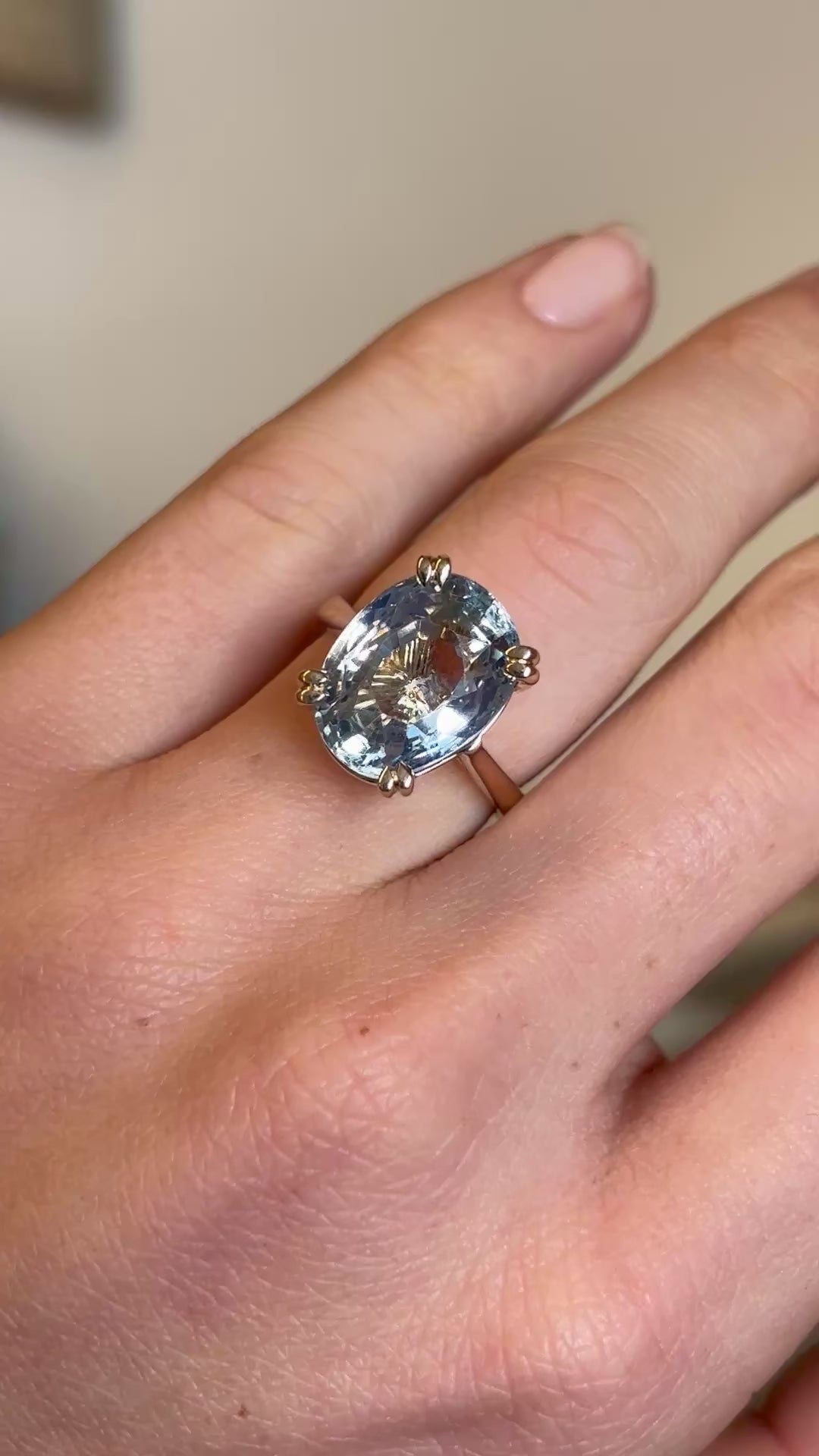 3131-Light blue sapphire cocktail ring