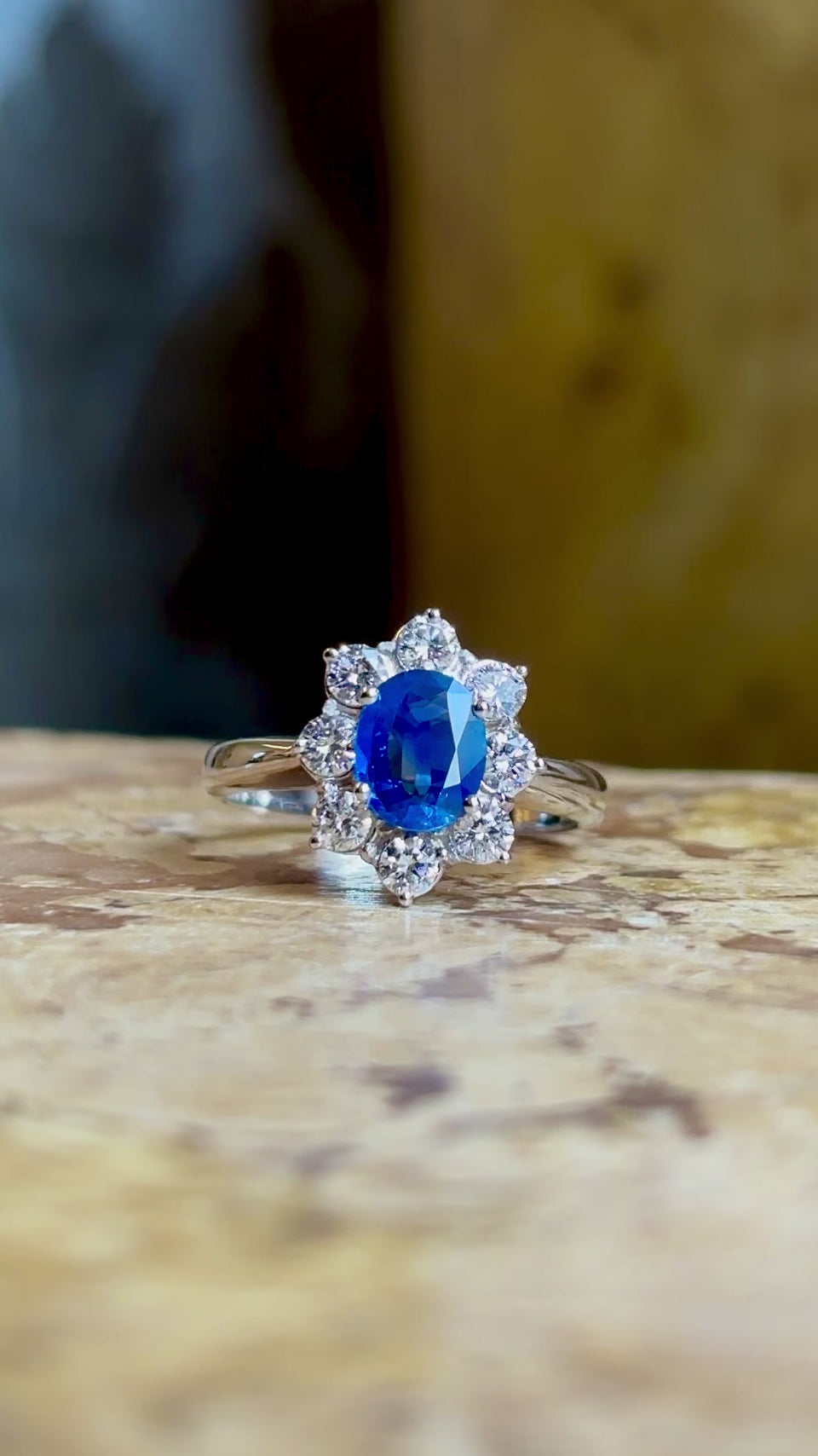 Vintage, 1950s sapphire & diamond cluster ring