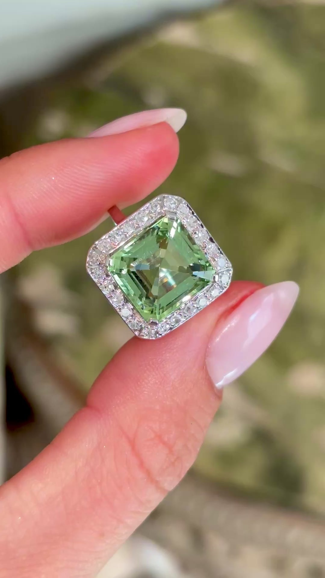 Vintage, Art Deco green beryl and diamond square cluster ring