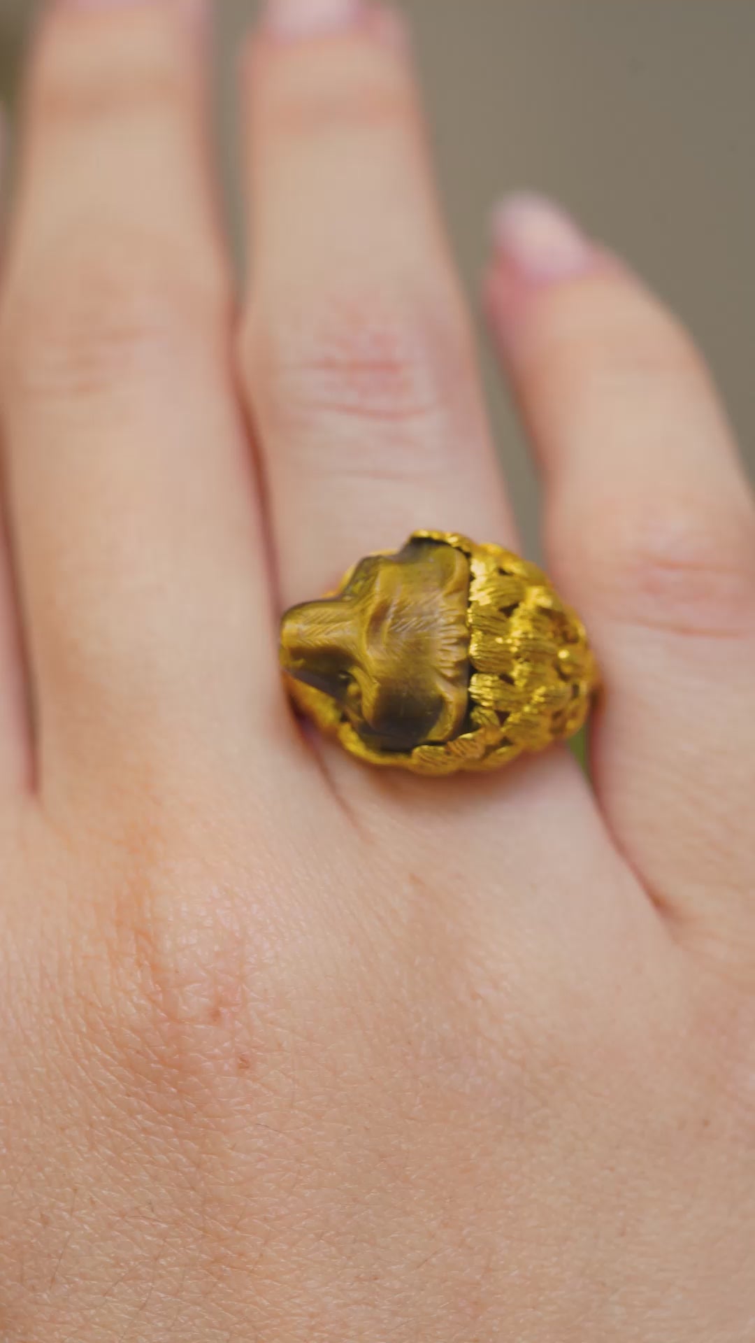 Vintage, 1980's French, tiger's eye honey bear ring