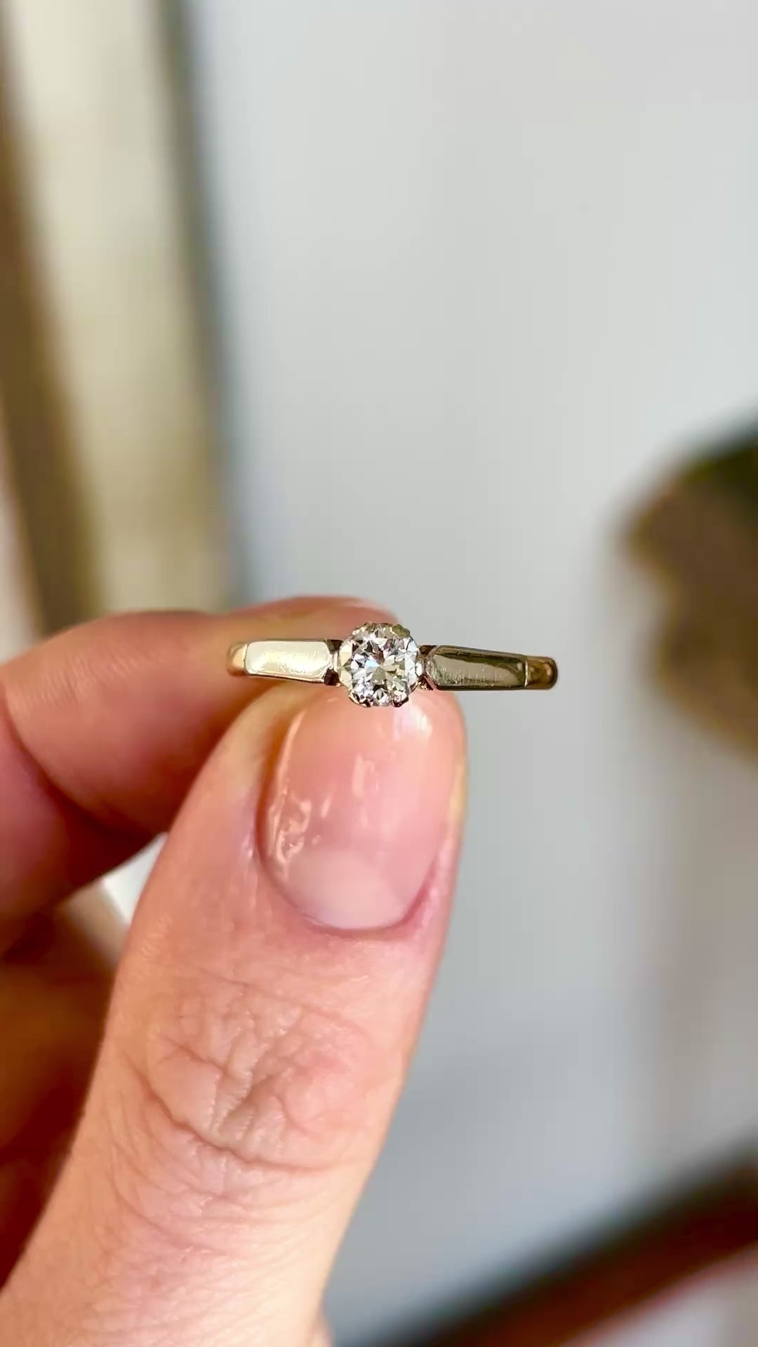 Vintage, Art Deco solitaire diamond ring