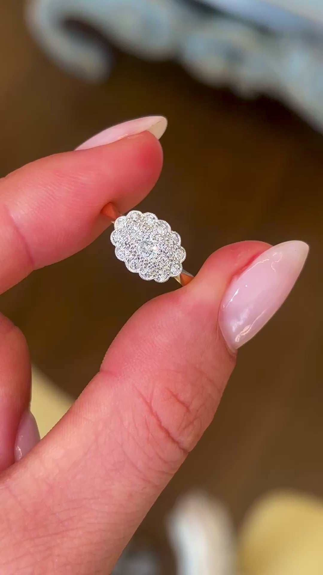 Vintage, 1930s diamond cluster ring