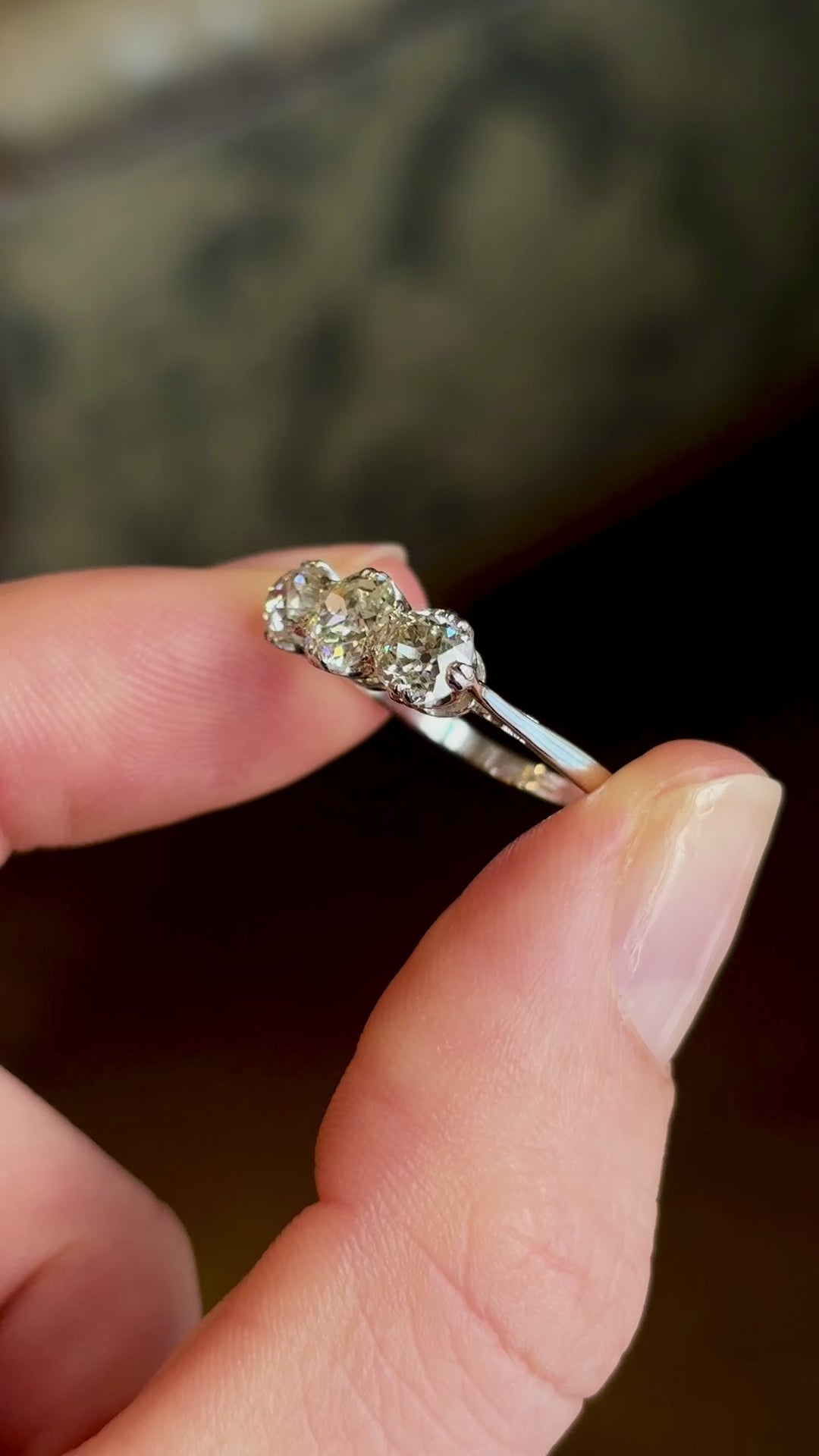 Vintage, 1950s three-stone diamond ring