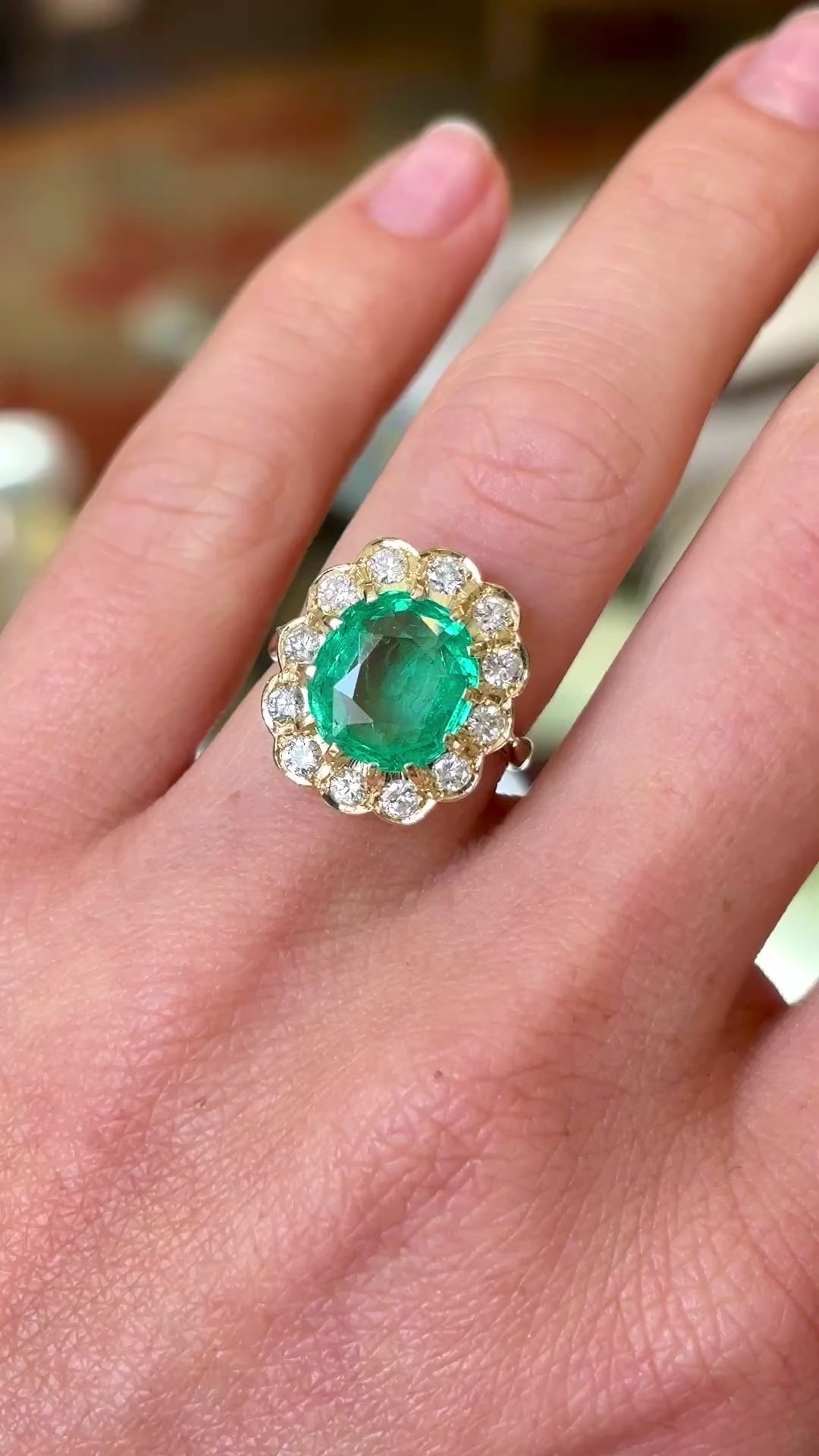 Vintage, 1980s emerald & diamond cluster ring