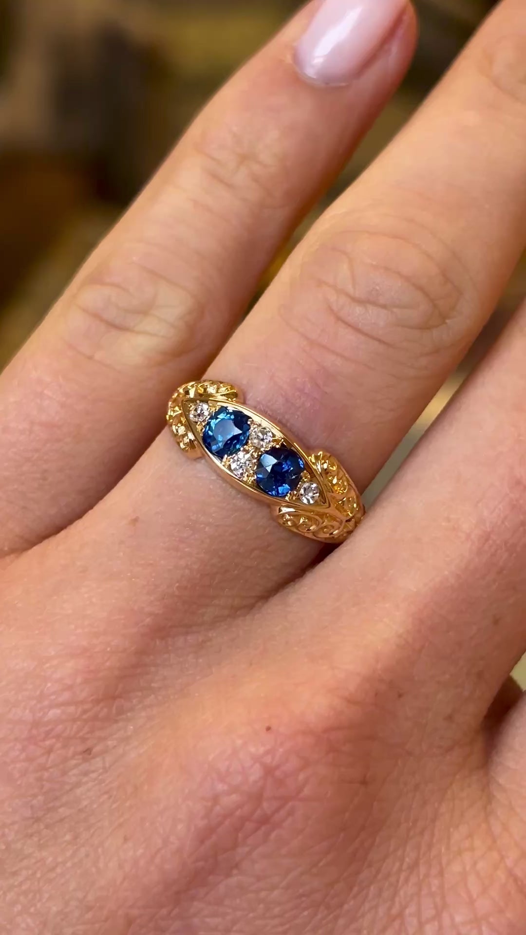 Antique, Edwardian sapphire & diamond ring