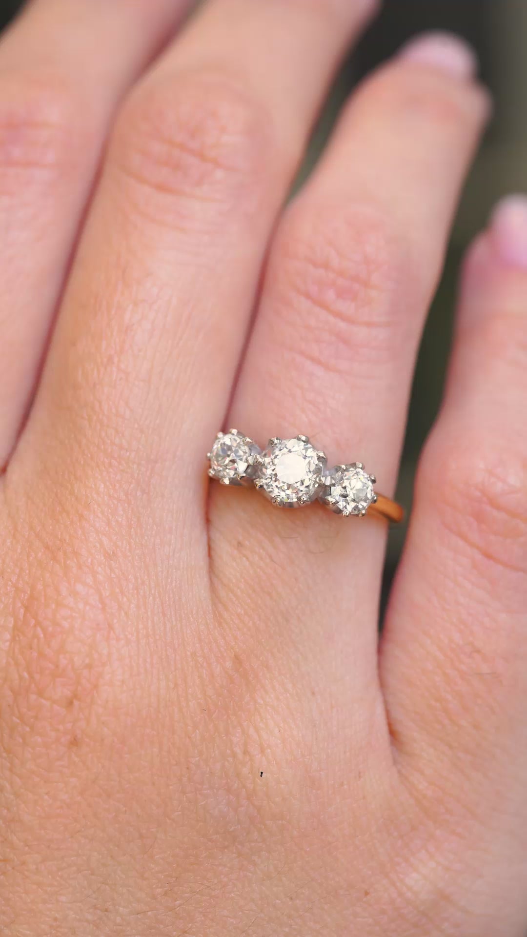 Antique, Edwardian old-cut diamond three-stone engagement ring