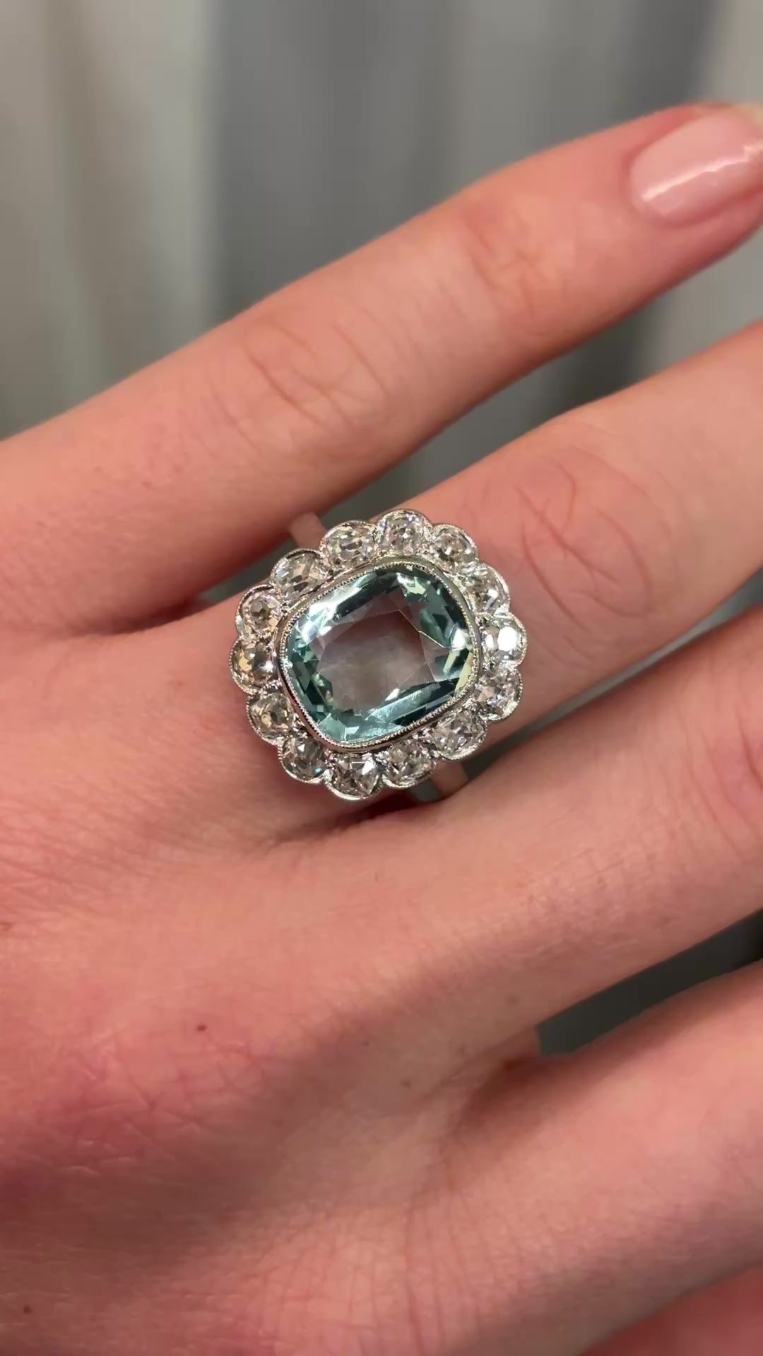 Antique, 1900s aquamarine & diamond cluster ring