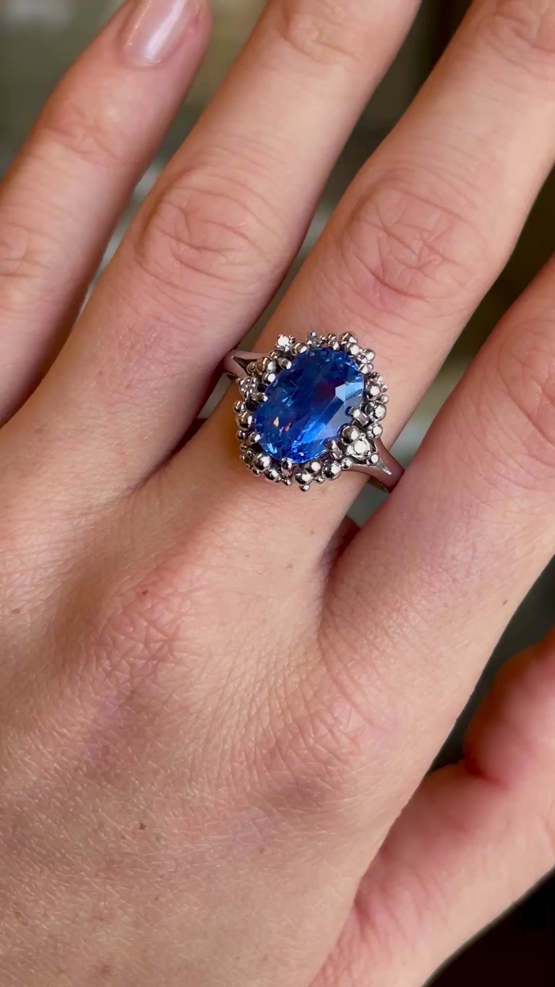 Vintage, 1960s brutalist 6.5ct ceylon sapphire ring